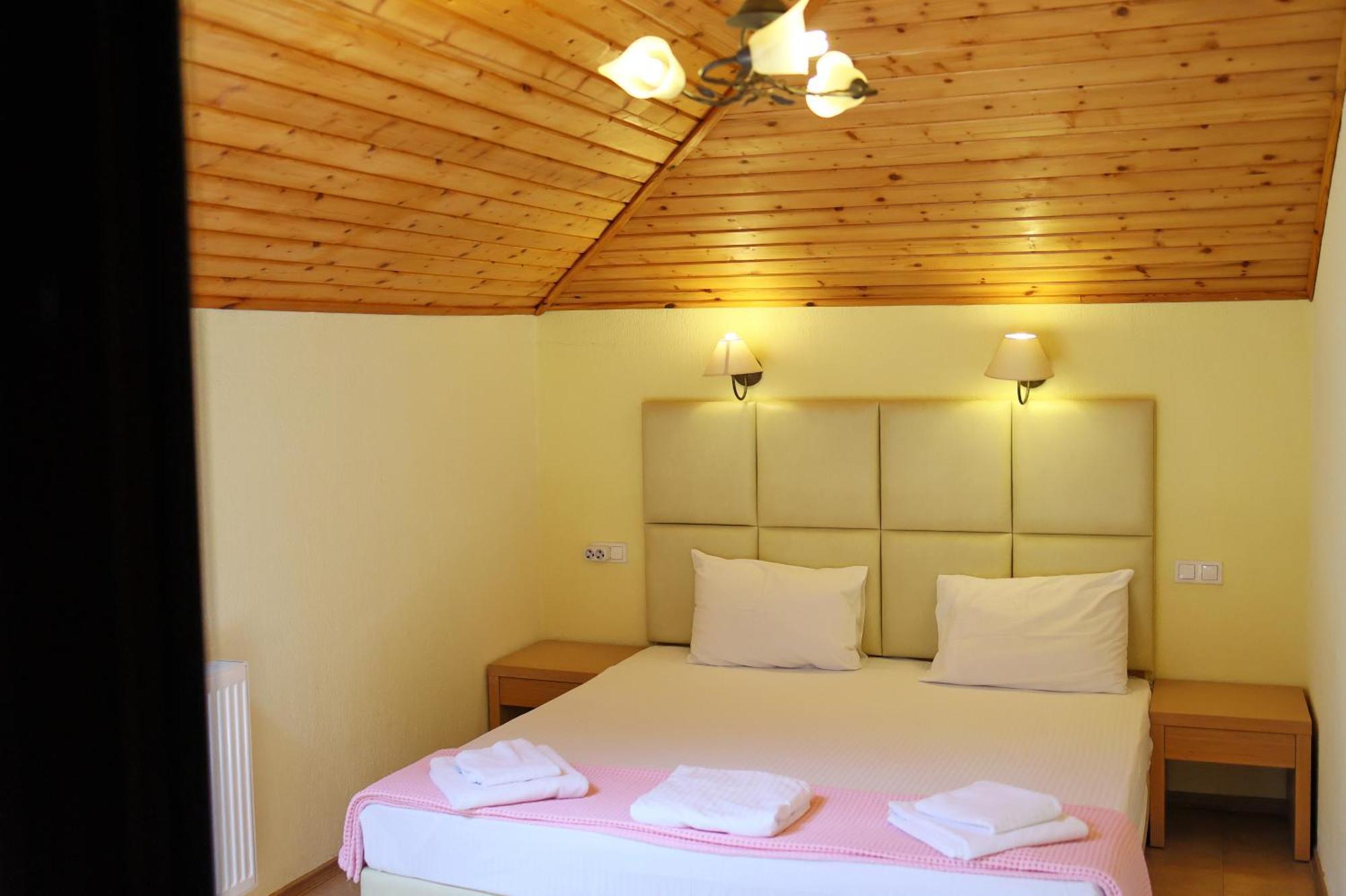 Hotel свети трифон 3*