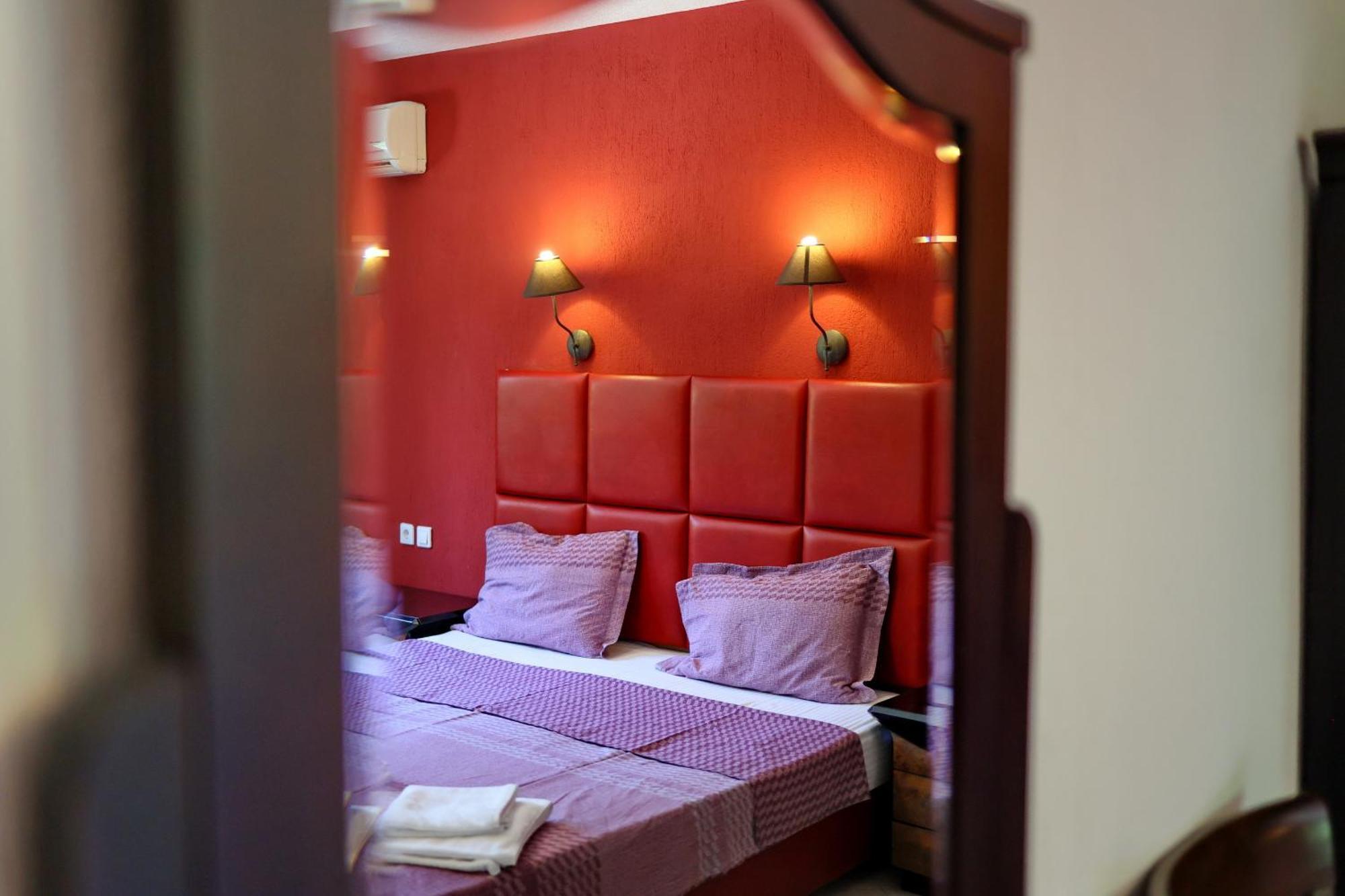 свети трифон Hotel Melnik (Blagoevgrad)