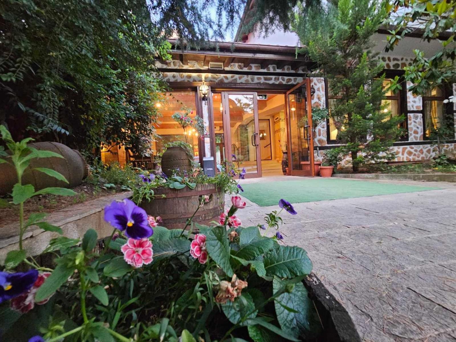 свети трифон Hotel Melnik (Blagoevgrad)